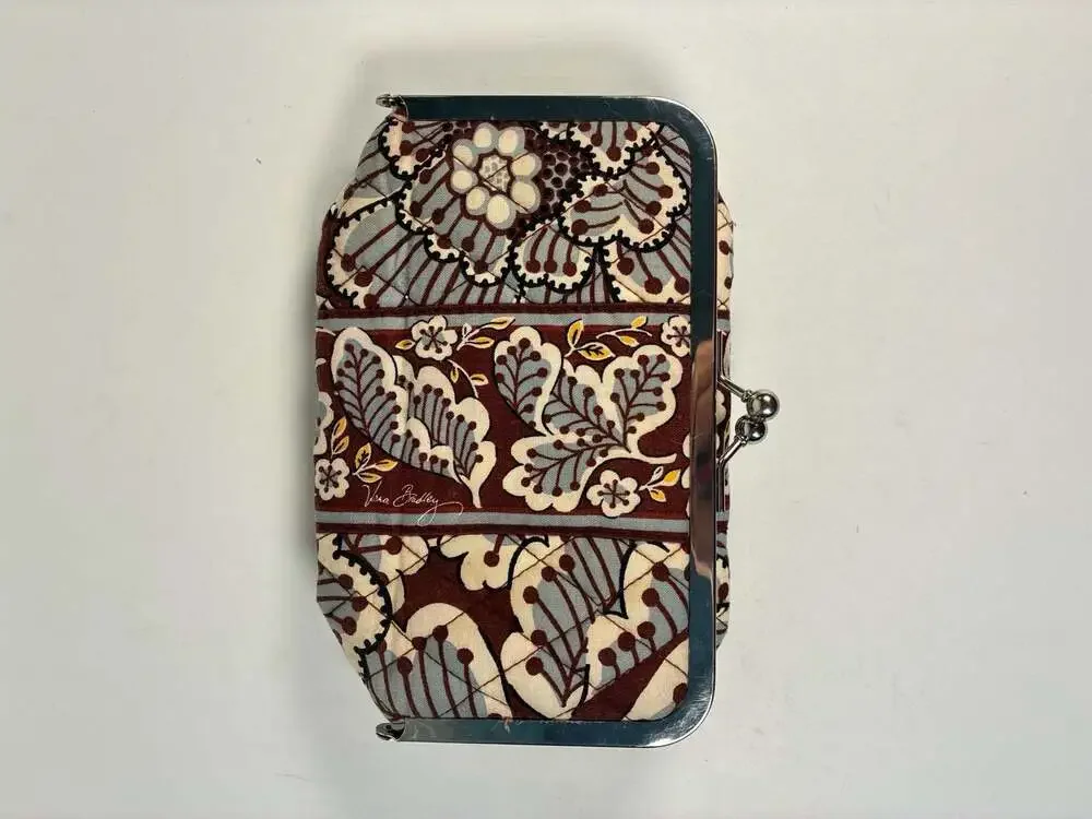 Vera Bradley Quilted Kiss-Lock Coin Purse Wallet - Picture 4 of 5